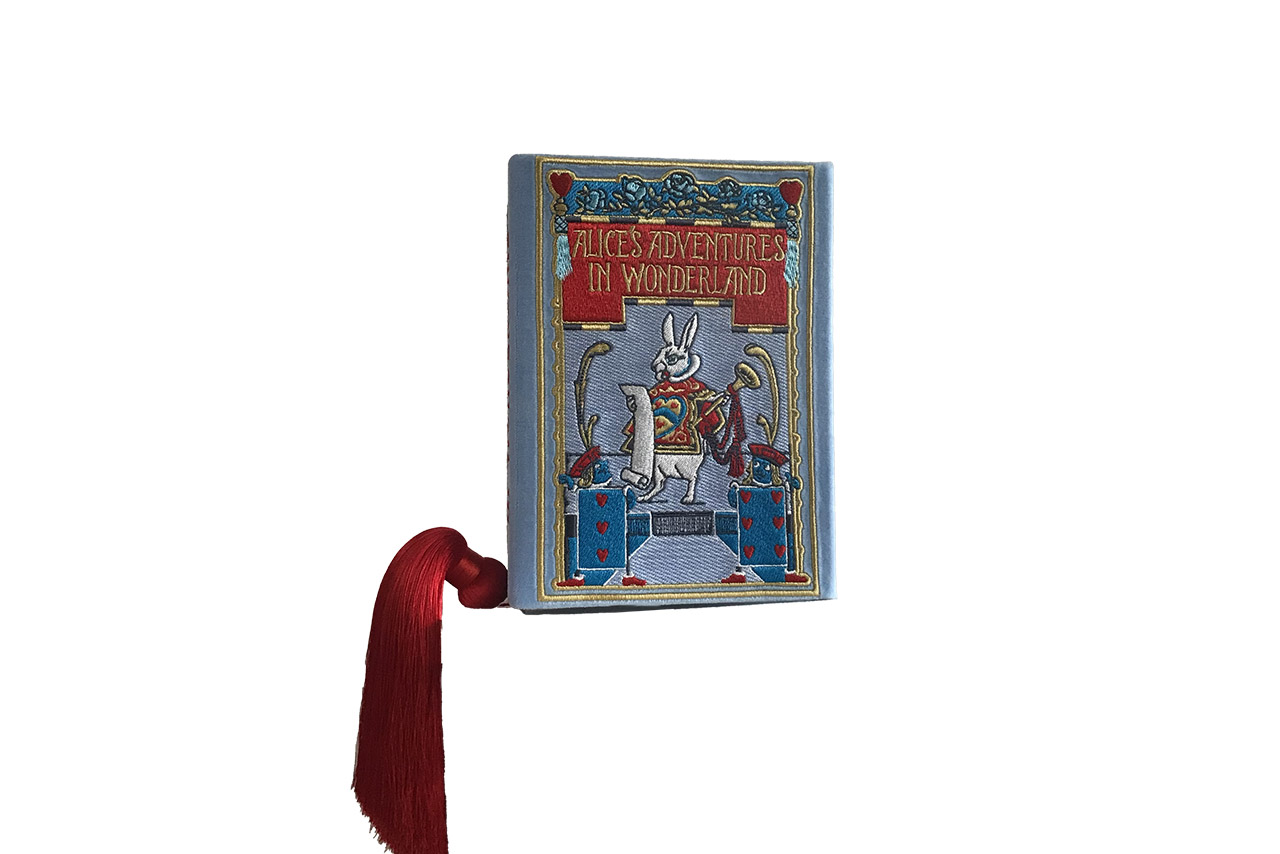 Alice in Wonderland: Cards Game